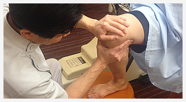 膝の痛み治療画像